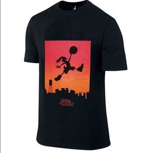 NWT [Jordan] Jumpbunny Skyline Tee - M
